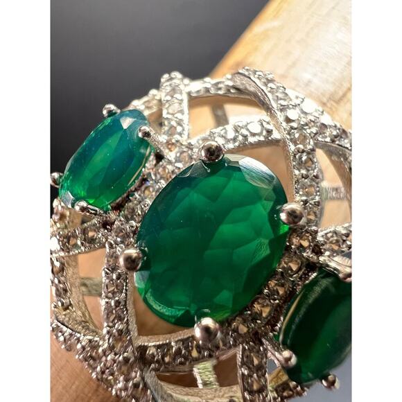 Synthetic emerald CZ sterling silver cocktail ring size 9 - Picture 5 of 15